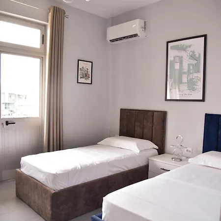 Center 3* Szkodra
